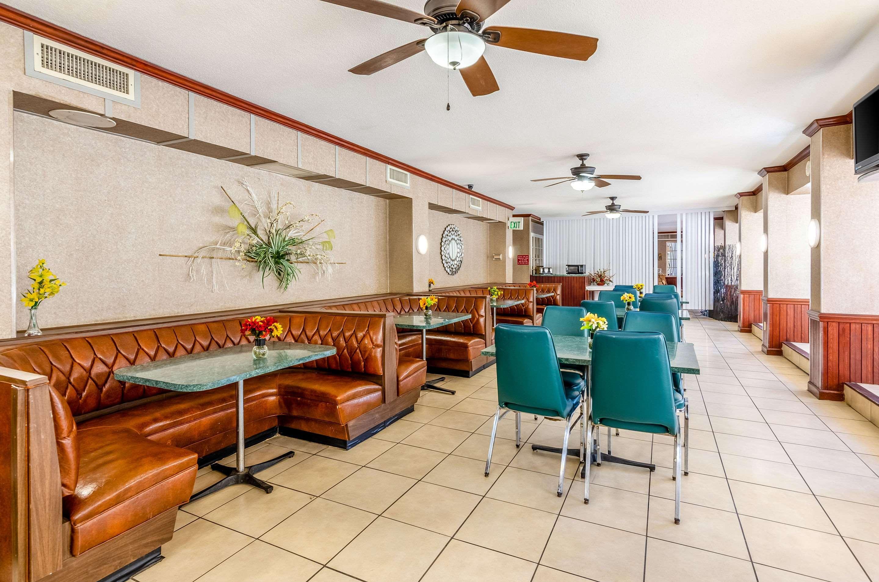Econo Lodge Martinsville Exteriér fotografie